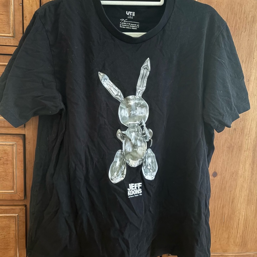 Jeff Koons Silver Rabbit Graphic Tee - Picture 4 of 6